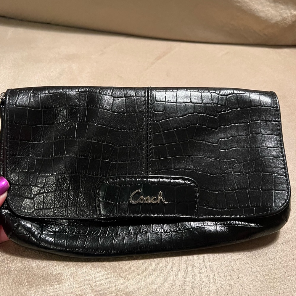 Coach black leather wristlet in excellent condition - Picture 7 of 14